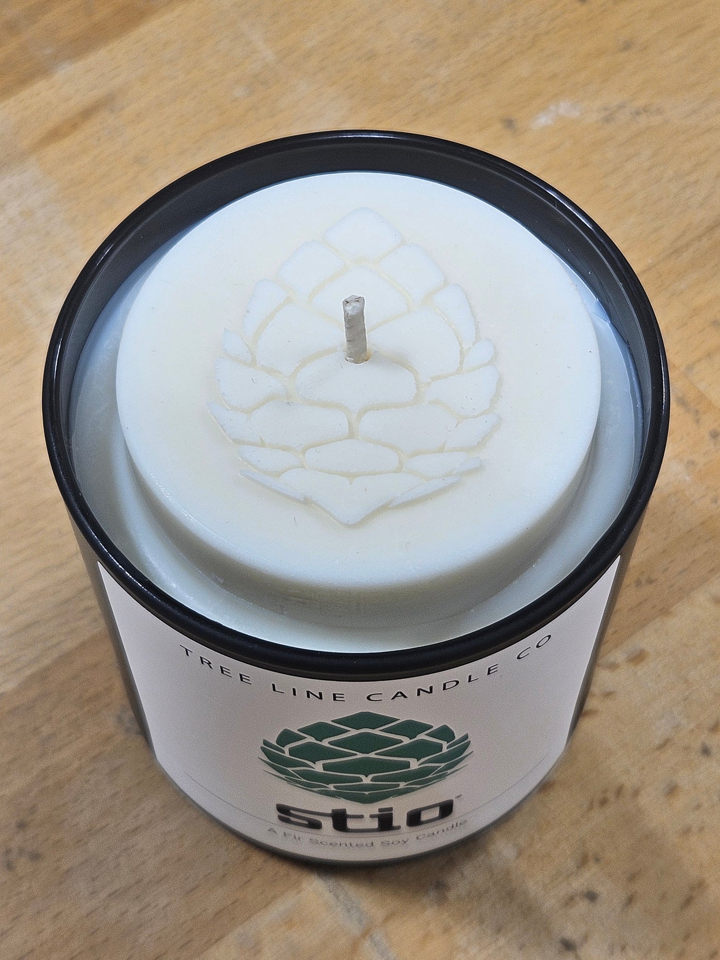 Stio Logo Candle